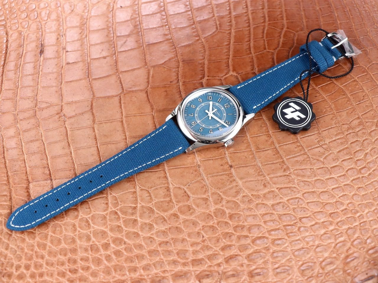 ĐỒNG HỒ PATEK PHILIPPE CALATRAVA 6007A-001 REPLICA MẶT XANH ZF 40MM (1) ĐỒNG HỒ PATEK PHILIPPE CALATRAVA 6007A-001 REPLICA MẶT XANH ZF 40MM (1)