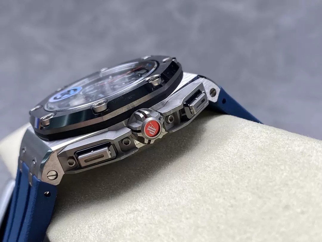 ĐỒNG HỒ AUDEMARS PIGUET 26568PM CHẾ TÁC ROYAL OAK OFFSHORE MẶT XANH 44MM (4) ĐỒNG HỒ AUDEMARS PIGUET 26568PM CHẾ TÁC ROYAL OAK OFFSHORE MẶT XANH 44MM