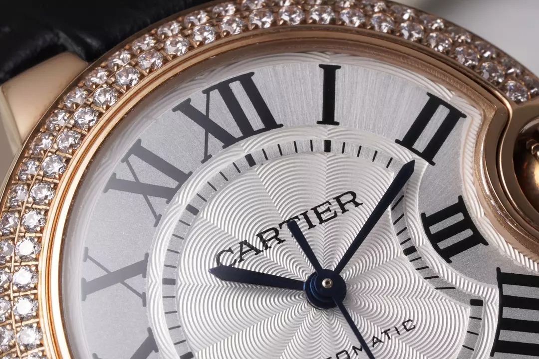 ĐỒNG HỒ CARTIER BLUE BALLOON REP 11 MẶT TRẮNG MẠ VÀNG HỒNG AF 33MM (7) ĐỒNG HỒ CARTIER BLUE BALLOON REP 11 MẶT TRẮNG MẠ VÀNG HỒNG AF 33MM