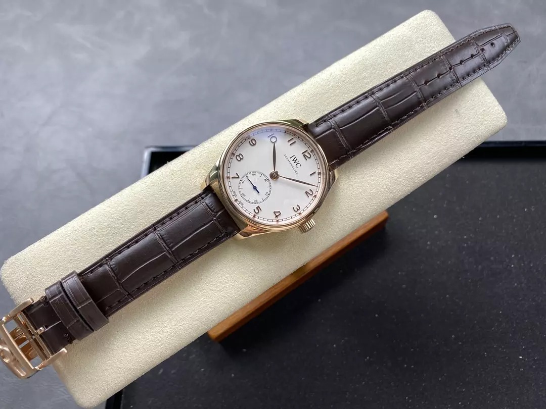 ĐỒNG HỒ IWC PORTUGUESSE IW358306 REPLICA MẶT TRẮNG GRF 41MM (6) ĐỒNG HỒ IWC PORTUGUESSE IW358306 REPLICA MẶT TRẮNG GRF 41MM