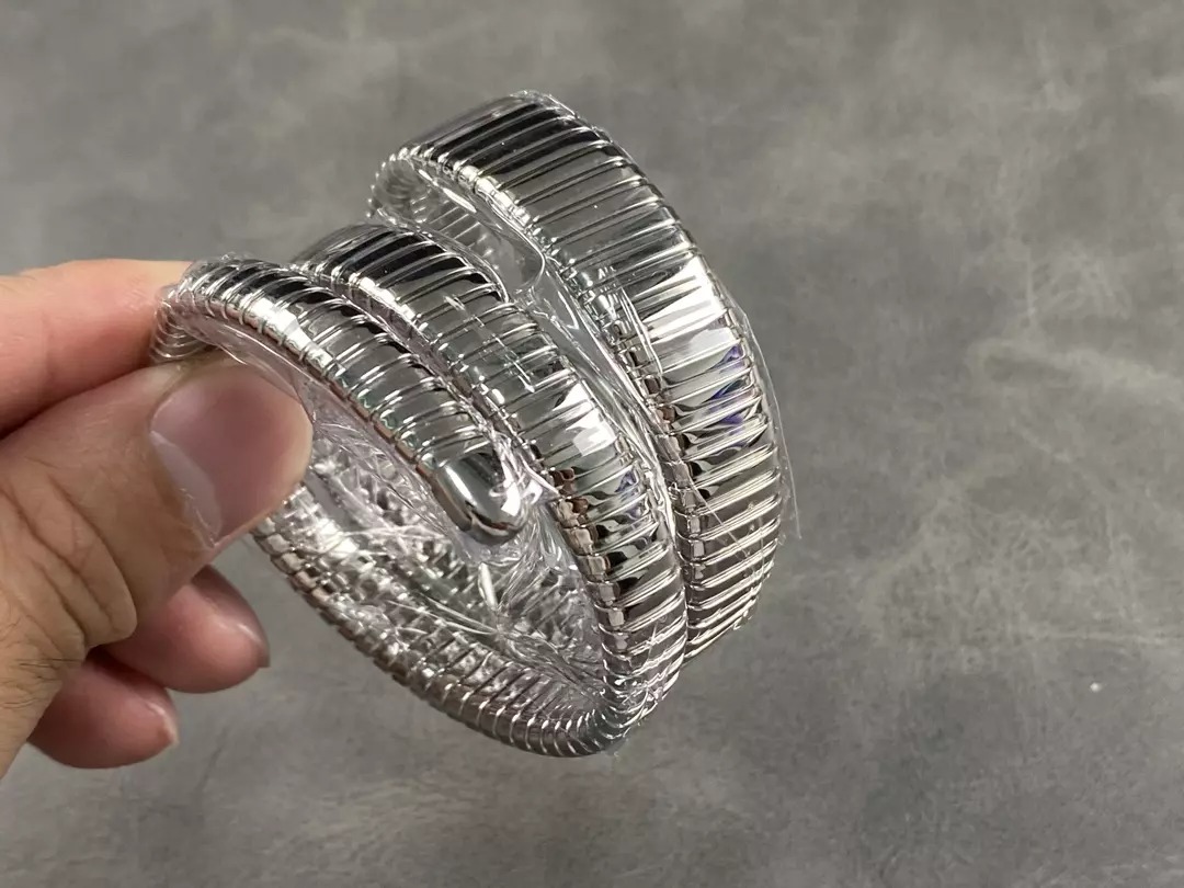 ĐỒNG HỒ NỮ BVLGARI SERPENTI 103819 SS REPLICA MẶT TRẮNG NHÀ MÁY BV 35MM (1) ĐỒNG HỒ NỮ BVLGARI SERPENTI 103819 SS REPLICA MẶT TRẮNG NHÀ MÁY BV 35MM