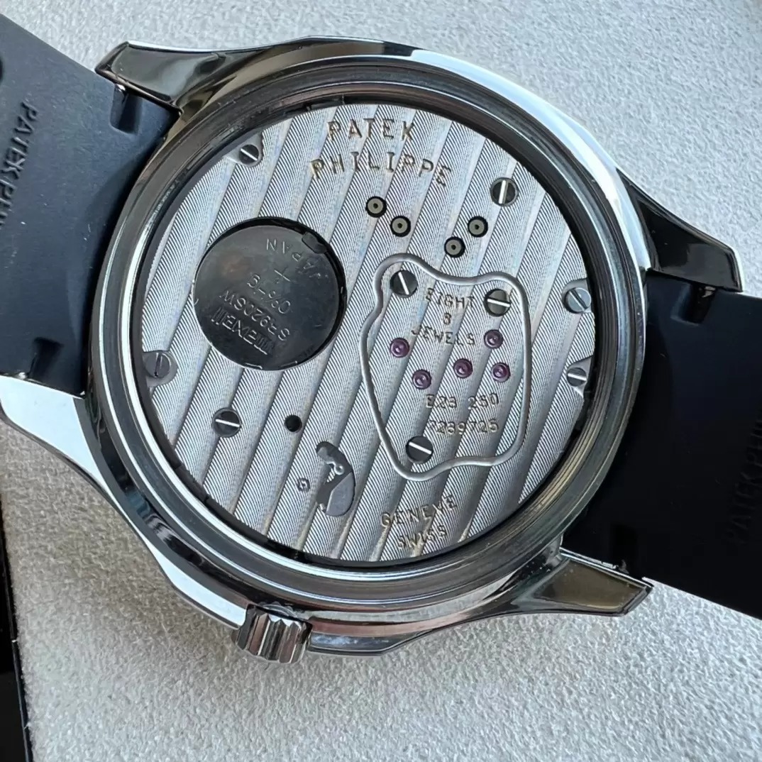 ĐỒNG HỒ PATEK PHILIPPE AQUANAUT 5168G REPLICA MÀU ĐEN 38 (3) ĐỒNG HỒ PATEK PHILIPPE AQUANAUT 5168G REPLICA MÀU ĐEN 38.8MM