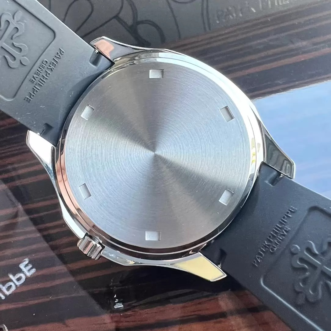 ĐỒNG HỒ PATEK PHILIPPE AQUANAUT 5168G REPLICA MÀU ĐEN 38 (8) ĐỒNG HỒ PATEK PHILIPPE AQUANAUT 5168G REPLICA MÀU ĐEN 38.8MM