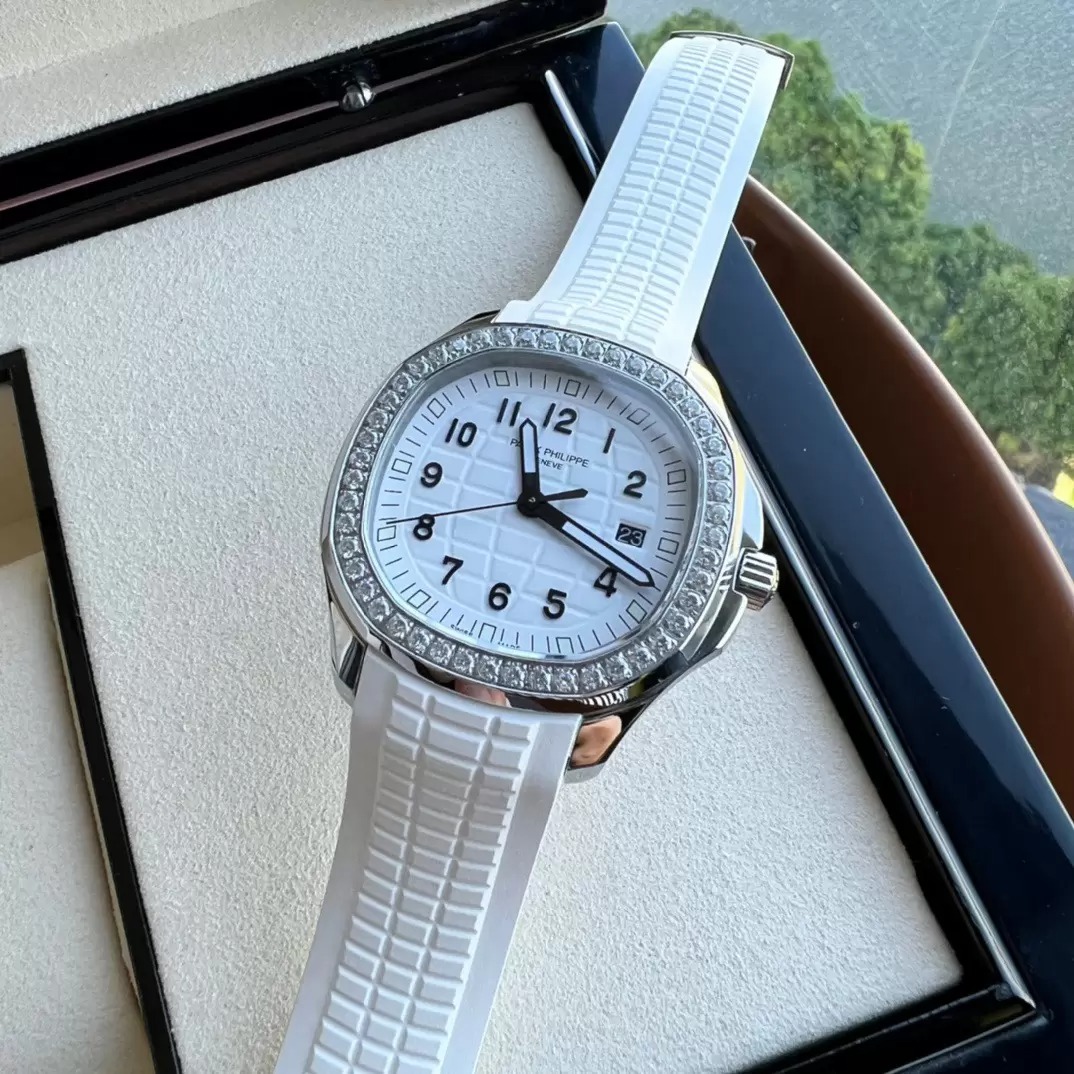 ĐỒNG HỒ PATEK PHILIPPE AQUANAUT 5168G REPLICA MÀU TRẮNG 38 (4) ĐỒNG HỒ PATEK PHILIPPE AQUANAUT 5168G REPLICA MÀU TRẮNG 38.8MM