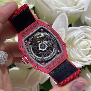 RICHARD MILLE RM67-02 CRAFTED CARBON CASE WATCH RED FABRIC STRAP 37 GRAM 38,7X47,52MM 6 ĐỒNG HỒ RICHARD MILLE RM67-02 CHẾ TÁC VỎ CARBON SIÊU MỎNG 37 GRAM 38,7X47,52MM