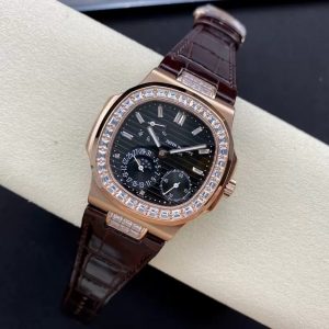 PATEK PHILIPPE NAUTILUS 5724 FAKE WATCHES STONES BEZEL BLACK DIAL GR FACTORY 40MM 1 ĐỒNG HỒ PATEK PHILIPPE 5724R REPLICA 11 MẶT ĐEN MẠ VÀNG NHÀ MÁY GR 41MM