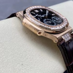 PATEK PHILIPPE NAUTILUS 5724 FAKE WATCHES STONES BEZEL BLACK DIAL GR FACTORY 40MM 6 ĐỒNG HỒ PATEK PHILIPPE 5724R REPLICA 11 MẶT ĐEN MẠ VÀNG NHÀ MÁY GR 41MM