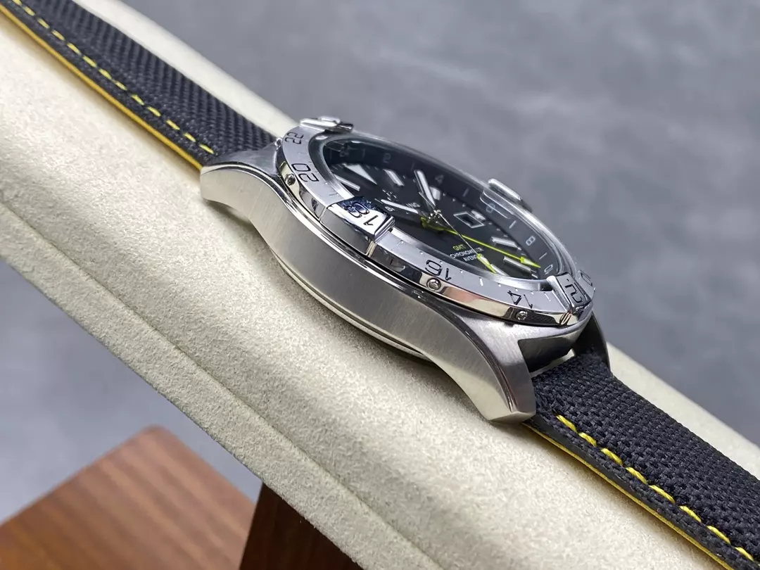 ĐỒNG HỒ BREITLING 1884 AVENGER GMT FAKE 11 MẶT ĐEN NHÀ MÁY BLS 44MM (7) ĐỒNG HỒ BREITLING 1884 AVENGER GMT FAKE 11 MẶT ĐEN NHÀ MÁY BLS 44MM