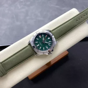 BREITLING 1884 AVENGER GMT REPLICA WATCH GREEN DIAL BLS FACTORY 44MM 3 ĐỒNG HỒ BREITLING 1884 AVENGER GMT REPLICA MẶT XANH GREEN NHÀ MÁY BLS 44MM