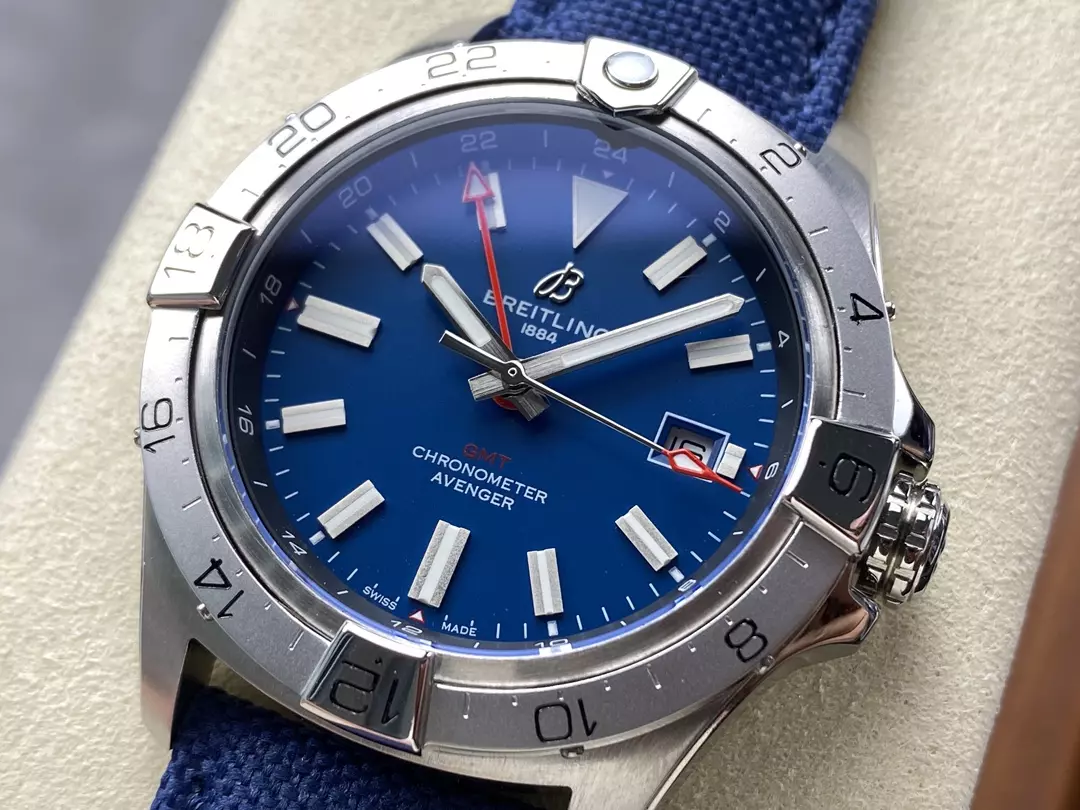 ĐỒNG HỒ BREITLING AVENGER 1884 REPLICA MẶT XANH BLUE NHÀ MÁY BLS 44MM (2) ĐỒNG HỒ BREITLING AVENGER 1884 REPLICA MẶT XANH BLUE NHÀ MÁY BLS 44MM (1)