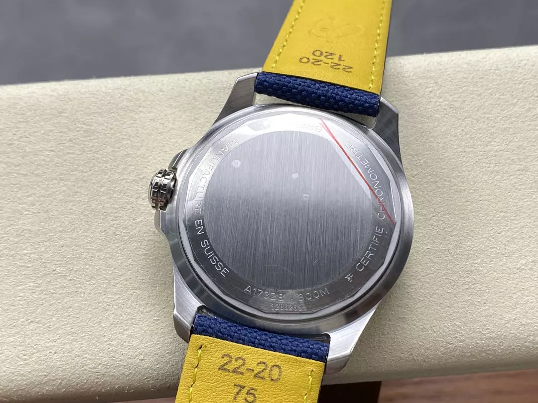 ĐỒNG HỒ BREITLING AVENGER 1884 REPLICA MẶT XANH BLUE NHÀ MÁY BLS 44MM (4) ĐỒNG HỒ BREITLING AVENGER 1884 REPLICA MẶT XANH BLUE NHÀ MÁY BLS 44MM (1)