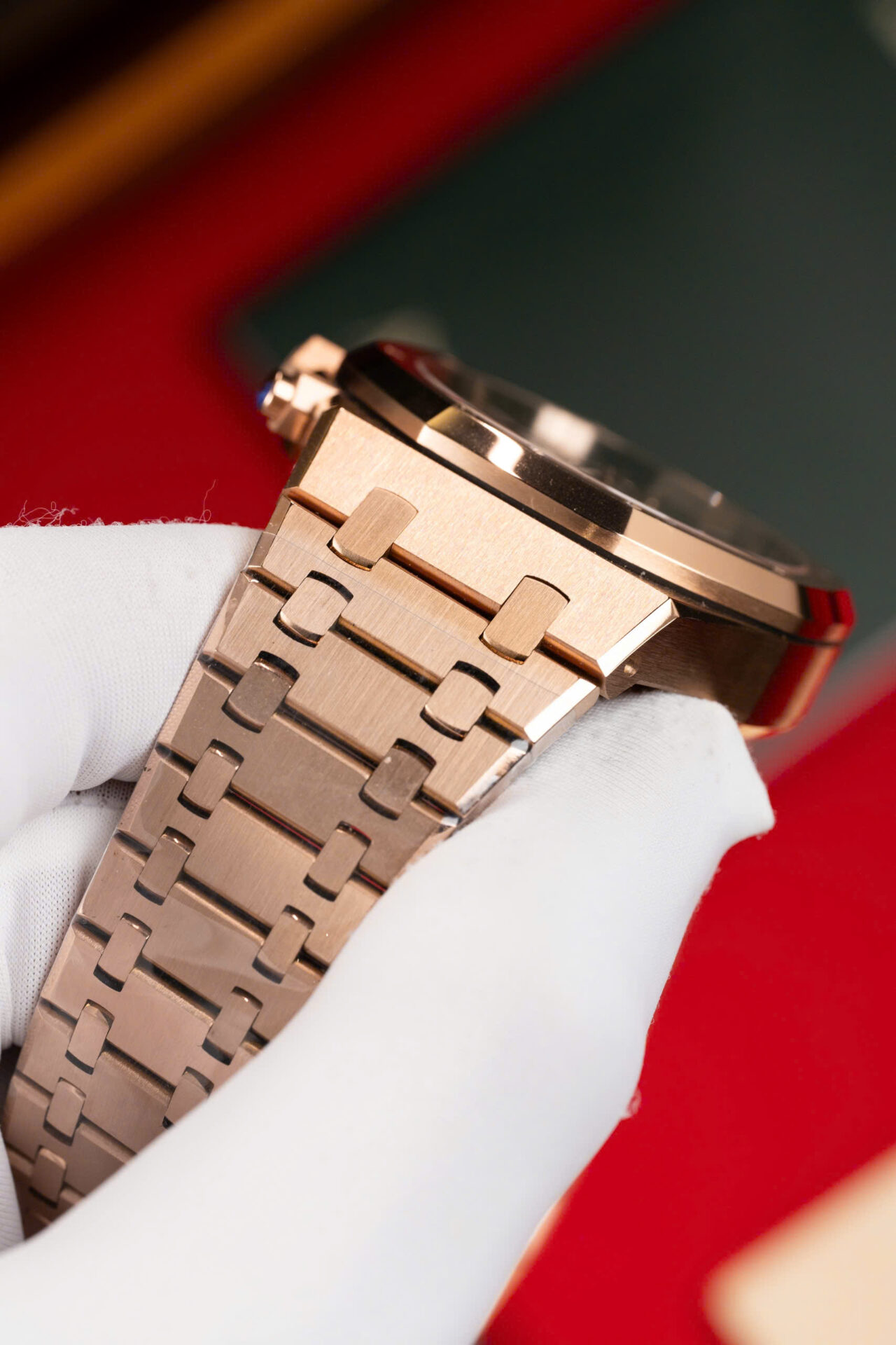 ĐỒNG HỒ AUDEMARS PIGUET ROYAL OAK 26240 CHẾ TÁC VÀNG HỒNG NHÀ MÁY APS 41MM (3) ĐỒNG HỒ AUDEMARS PIGUET ROYAL OAK 26240 CHẾ TÁC VÀNG HỒNG NHÀ MÁY APS 41MM (1)