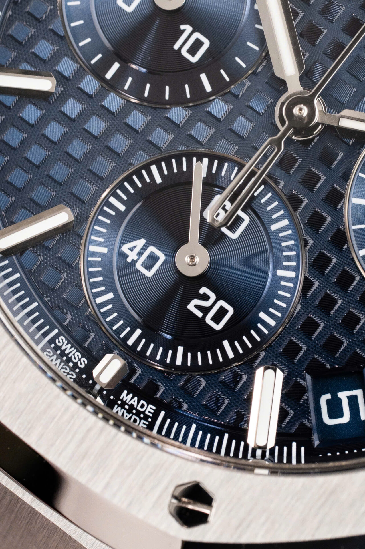 ĐỒNG HỒ AUDEMARS PIGUET ROYAL OAK 26240 CHRONOGARPH MẶT XANH BLUE NHÀ MÁY APS 41MM (7) ĐỒNG HỒ AUDEMARS PIGUET ROYAL OAK 26240 CHRONOGARPH MẶT XANH BLUE NHÀ MÁY APS 41MM (1)