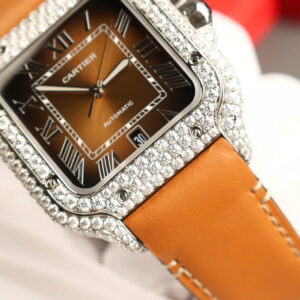 ĐỒNG HỒ CARTIER SANTOS REPLICA KIM CƯƠNG MOISSANITE DÂY DA NÂU 39.8MM 5 ĐỒNG HỒ CARTIER SANTOS REPLICA KIM CƯƠNG MOISSANITE DÂY DA NÂU 39.8MM