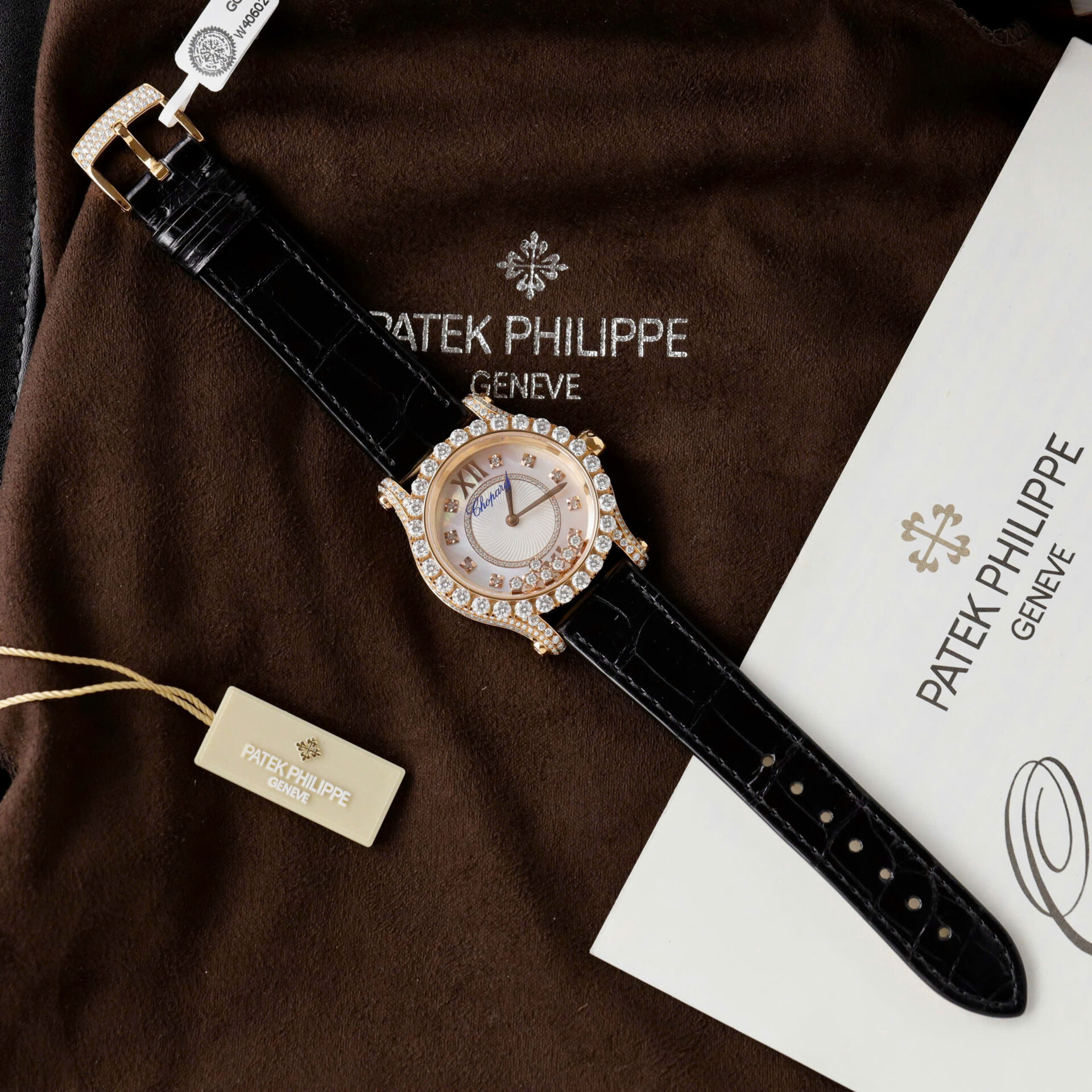 ĐỒNG HỒ CHOPARD HAPPY SPORT CHẾ TÁC BỌC VÀNG MẶT MOP MOISSANITE 36MM (7) ĐỒNG HỒ CHOPARD HAPPY SPORT CHẾ TÁC BỌC VÀNG MẶT MOP MOISSANITE 36MM