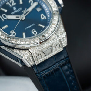 HUBLOT BIG BANG ONE CLICK CUSTOM WATCH BLUE DIAL NATURAL DIAMOND 39MM 6 ĐỒNG HỒ HUBLOT BIG BANG ONE CLICK CHẾ TÁC MẶT XANH KIM CƯƠNG THIÊN NHIÊN 39MM (1)