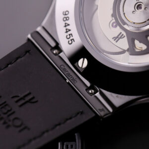 ĐỒNG HỒ HUBLOT CLASSIC FUSION BEST COPIES MẶT CARBON MÁY TINH CHỈNH SW300 JJF 42MM 7 ĐỒNG HỒ HUBLOT CLASSIC FUSION BEST COPIES MẶT CARBON MÁY TINH CHỈNH SW300 JJF 42MM