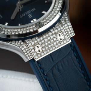 ĐỒNG HỒ HUBLOT CLASSIC FUSION CHẾ TÁC MẶT XANH VIỀN FULL KIM CƯƠNG THIÊN NHIÊN JJF 42MM 3 ĐỒNG HỒ HUBLOT CLASSIC FUSION CHẾ TÁC MẶT XANH VIỀN FULL KIM CƯƠNG THIÊN NHIÊN JJF 42MM