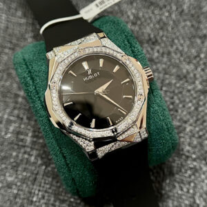 ĐỒNG HỒ HUBLOT CLASSIC ORLINSKI CHẾ TÁC DEMI MOISSANITE MẶT ĐEN 40MM 1 ĐỒNG HỒ HUBLOT CLASSIC ORLINSKI CHẾ TÁC DEMI MOISSANITE MẶT ĐEN 40MM
