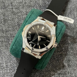 ĐỒNG HỒ HUBLOT CLASSIC ORLINSKI CHẾ TÁC DEMI MOISSANITE MẶT ĐEN 40MM 2 ĐỒNG HỒ HUBLOT CLASSIC ORLINSKI CHẾ TÁC DEMI MOISSANITE MẶT ĐEN 40MM