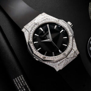 ĐỒNG HỒ HUBLOT CLASSIC ORLINSKI CHẾ TÁC FULL KIM CƯƠNG MOISSANITE 40MM