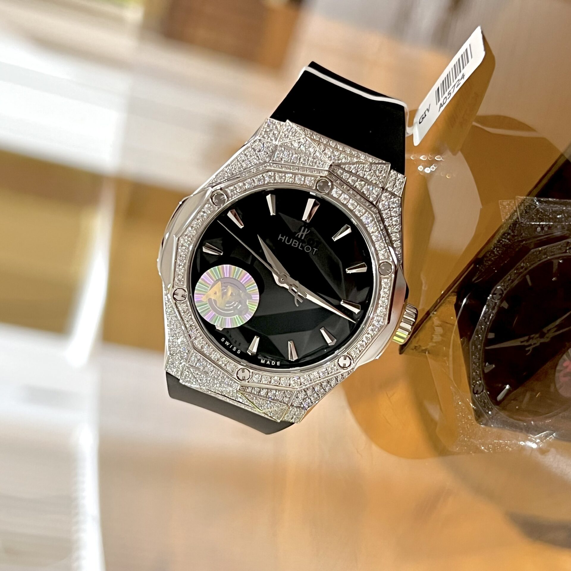 ĐỒNG HỒ HUBLOT CLASSIC ORLINSKI CHẾ TÁC FULL MOISSANITE NHÀ MÁY APS 40MM (5) ĐỒNG HỒ HUBLOT CLASSIC ORLINSKI CHẾ TÁC FULL MOISSANITE NHÀ MÁY APS 40MM