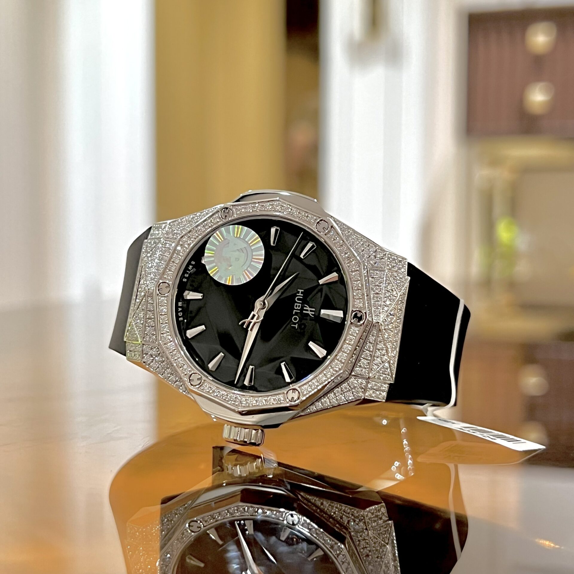 ĐỒNG HỒ HUBLOT CLASSIC ORLINSKI CHẾ TÁC FULL MOISSANITE NHÀ MÁY APS 40MM (7) ĐỒNG HỒ HUBLOT CLASSIC ORLINSKI CHẾ TÁC FULL MOISSANITE NHÀ MÁY APS 40MM
