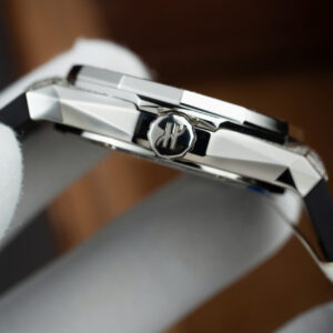 ĐỒNG HỒ HUBLOT ORLINSKI CHẾ TÁC ĐÍNH KIM CƯƠNG MẶT ĐEN 40MM 5 ĐỒNG HỒ HUBLOT ORLINSKI CHẾ TÁC ĐÍNH KIM CƯƠNG MẶT ĐEN 40MM