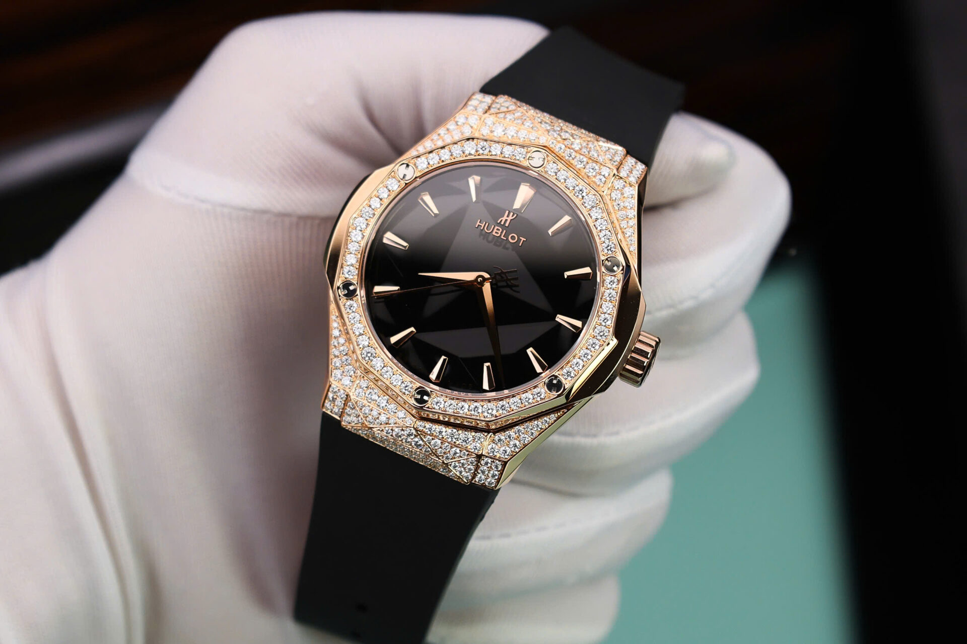 ĐỒNG HỒ HUBLOT ORLINSKI KING GOLD CHẾ TÁC FULL KIM CƯƠNG MOISSANITE 40MM (3) ĐỒNG HỒ HUBLOT ORLINSKI KING GOLD CHẾ TÁC FULL KIM CƯƠNG MOISSANITE 40MM