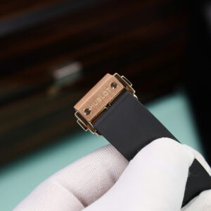 ĐỒNG HỒ HUBLOT ORLINSKI KING GOLD CHẾ TÁC FULL KIM CƯƠNG MOISSANITE 40MM 7 ĐỒNG HỒ HUBLOT ORLINSKI KING GOLD CHẾ TÁC FULL KIM CƯƠNG MOISSANITE 40MM