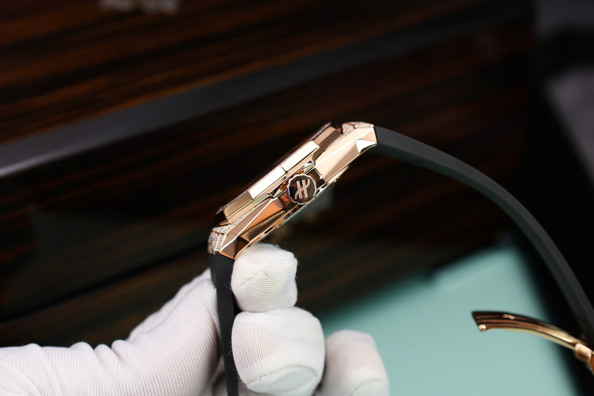 ĐỒNG HỒ HUBLOT ORLINSKI KING GOLD CHẾ TÁC FULL KIM CƯƠNG MOISSANITE 40MM (6) ĐỒNG HỒ HUBLOT ORLINSKI KING GOLD CHẾ TÁC FULL KIM CƯƠNG MOISSANITE 40MM