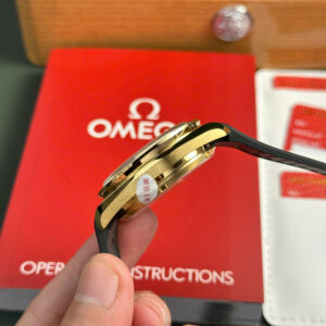 ĐỒNG HỒ OMEGA SPEEDMASTER MOONWATCH REPLICA 1:1 MẶT VÀNG NHÀ MÁY RM 42MM 6 ĐỒNG HỒ OMEGA SPEEDMASTER MOONWATCH REPLICA 11 MẶT VÀNG NHÀ MÁY RM 42MM