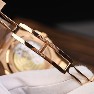 ĐỒNG HỒ PATEK PHILIPPE NAUTILUS 5711 CHẾ TÁC BỌC VÀNG MẶT CHOCOLATE 3K 40MM 8 ĐỒNG HỒ PATEK PHILIPPE NAUTILUS 5711 CHẾ TÁC BỌC VÀNG MẶT CHOCOLATE 3K 40MM (1)