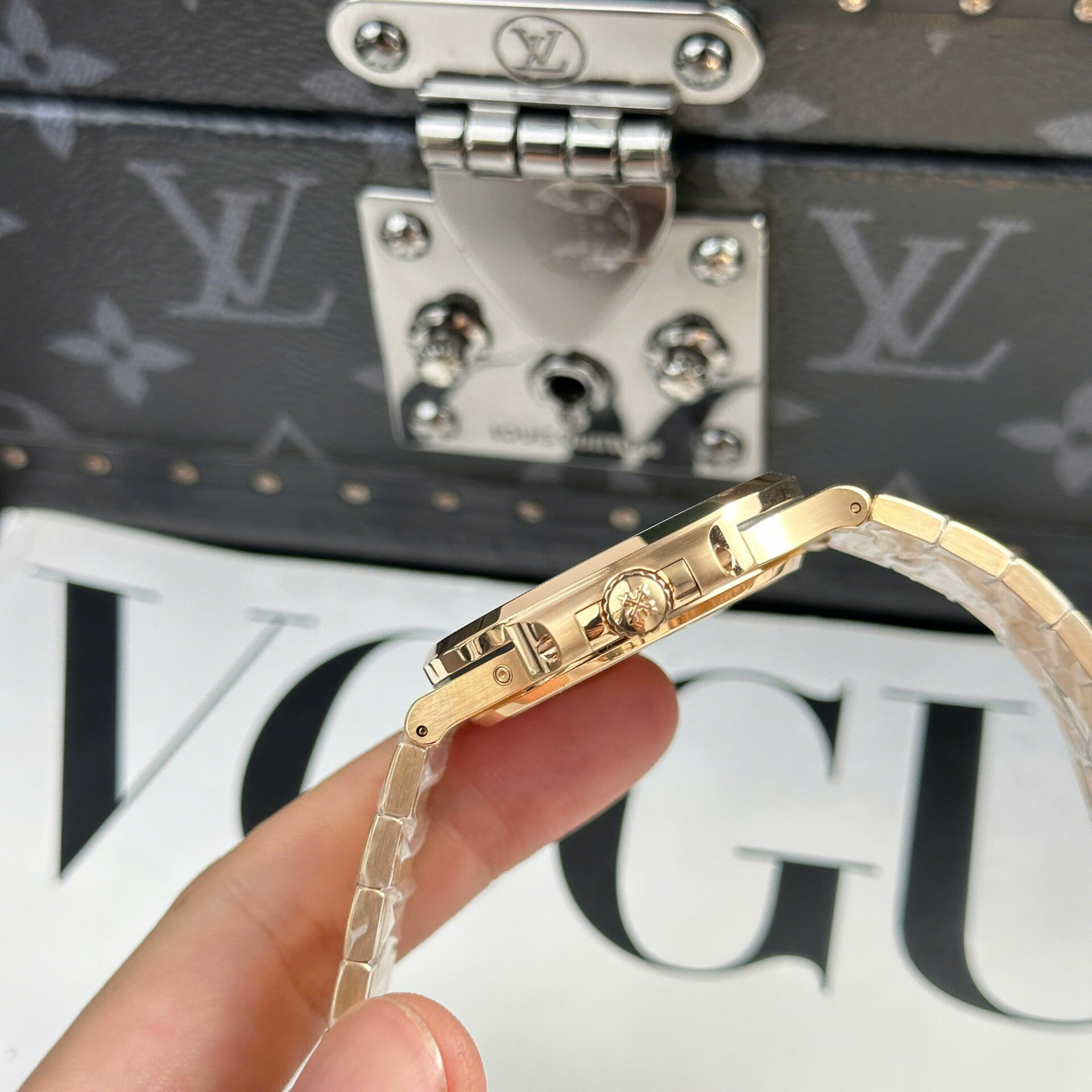 ĐỒNG HỒ PATEK PHILIPPE NAUTILUS 5712 MẠ VÀNG HỒNG BẢN KHOÁ MỚI NHÀ MÁY PPF 40MM (12) ĐỒNG HỒ PATEK PHILIPPE NAUTILUS 5712 MẠ VÀNG HỒNG BẢN KHOÁ MỚI NHÀ MÁY PPF 40MM