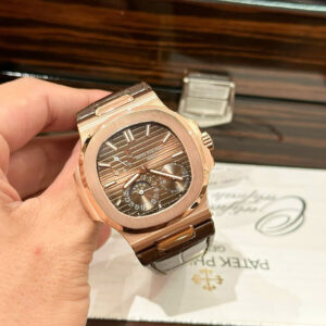 ĐỒNG HỒ PATEK PHILIPPE NAUTILUS 5712 REPLICA 1:1 BỌC VÀNG DÂY DA NÂU 40MM 4 ĐỒNG HỒ PATEK PHILIPPE NAUTILUS 5712 REPLICA 11 BỌC VÀNG DÂY DA NÂU 40MM
