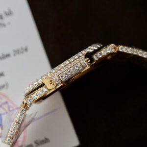 ĐỒNG HỒ PATEK PHILIPPE NAUTILUS 5719 CHẾ TÁC BỌC VÀNG FULL MOISSANITE 40MM 5 ĐỒNG HỒ PATEK PHILIPPE NAUTILUS 5719 CHẾ TÁC BỌC VÀNG FULL MOISSANITE 40MM