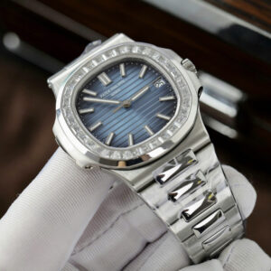 ĐỒNG HỒ PATEK PHILIPPE NAUTILUS 5723 BEST COPIES MẶT XANH MOISSANITE BAGUETTE 3K 40MM 3 ĐỒNG HỒ PATEK PHILIPPE NAUTILUS 5723 BEST COPIES MẶT XANH MOISSANITE BAGUETTE 3K 40MM (2)