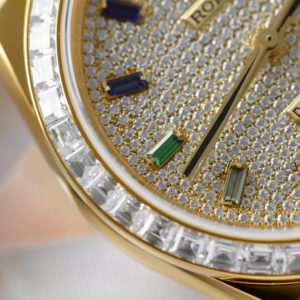 ĐỒNG HỒ ROLEX DAY-DATE CHẾ TÁC BỌC VÀNG VÀNG FULL MOISSANITE NHÀ MÁY GM 40MM 4 ĐỒNG HỒ ROLEX DAY-DATE CHẾ TÁC BỌC VÀNG VÀNG FULL MOISSANITE NHÀ MÁY GM 40MM