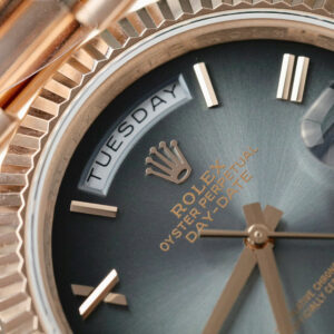 ĐỒNG HỒ ROLEX DAY-DATE MẶT OMBRE REPLICA BỌC VÀNG NHÀ MÁY QF 40MM 4 ĐỒNG HỒ ROLEX DAY-DATE MẶT OMBRE REPLICA BỌC VÀNG NHÀ MÁY QF 40MM (1)