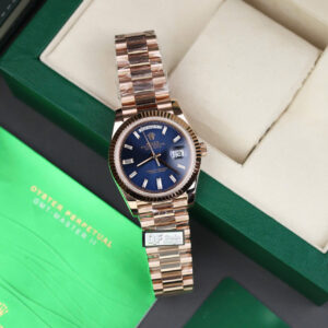 ROLEX DAY-DATE BLUE DIAL REPLICA WATCH ROSE WRAPPED GOLD QF FACTORY 40MM 1 ĐỒNG HỒ ROLEX DAY-DATE MẶT XANH REPLICA BỌC VÀNG HỒNG NHÀ MÁY QF 40MM