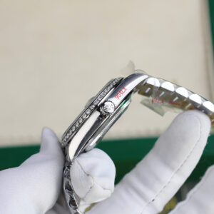 ĐỒNG HỒ ROLEX DAY-DATE REPLICA MẶT FULL MOISSANITE CỌC SỐ RAINBOW GM 40MM 6 ĐỒNG HỒ ROLEX DAY-DATE REPLICA MẶT FULL MOISSANITE CỌC SỐ RAINBOW GM 40MM