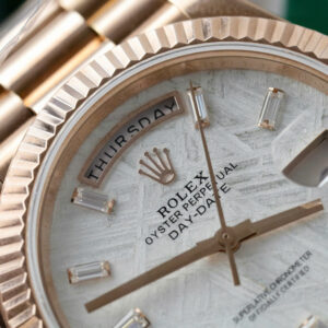 ROLEX DAY-DATE REPLICA METEORITE DIAL WRAPPED GOLD WATCH MOISSANITE GM 40MM 4 ĐỒNG HỒ ROLEX DAY-DATE REPLICA MẶT THIÊN THẠCH BỌC VÀNG MOISSANITE GM 40MM