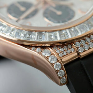 ĐỒNG HỒ ROLEX DAYTONA CHẾ TÁC MẶT THIÊN THẠCH BỌC VÀNG MOISSANITE BAGUETTE 40MM 6 ĐỒNG HỒ ROLEX DAYTONA CHẾ TÁC MẶT THIÊN THẠCH BỌC VÀNG MOISSANITE BAGUETTE 40MM