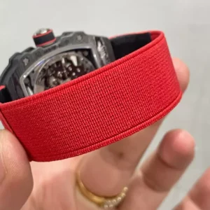 ĐỒNG HỒ RICHARD MILLE RM67-02 CHẾ TÁC VỎ CARBON MẶT ĐỎ 38.7 x 47.52MM 5 ĐỒNG HỒ RICHARD MILLE RM67-02 CHẾ TÁC VỎ CARBON MẶT ĐỎ 38.7 x 47.52MM