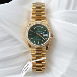 ROLEX DAY-DATE BEST COPY WATCH GREEN DIAL LUMINOUS NUMBER MOISSANITE 36MM 1 ĐỒNG HỒ ROLEX DAY-DATE BEST COPY MẶT XANH CỌC DẠ QUANG BỌC VÀNG MOISSANITE 36MM