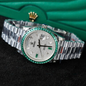 ROLEX DAY-DATE BEST REPLICA WATCH MOISSANITE RUBY GREEN WEIGHT 173GRAM 40MM 2 ĐỒNG HỒ ROLEX DAY-DATE CHẾ TÁC MOISSANITE RUBY XANH TRỌNG LƯƠNG 173GRAM 40MM
