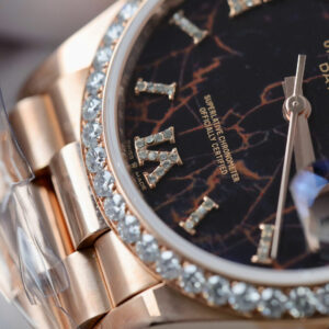 ROLEX DAY-DATE CUSTOM WATCH ROMAN NUMBER WITH MOISSANITE METEORITE DIAL 36MM 4 ĐỒNG HỒ ROLEX DAY-DATE CHẾ TÁC SỐ LA MA ĐÍNH MOISSANITE MẶT THIÊN THẠCH 36MM