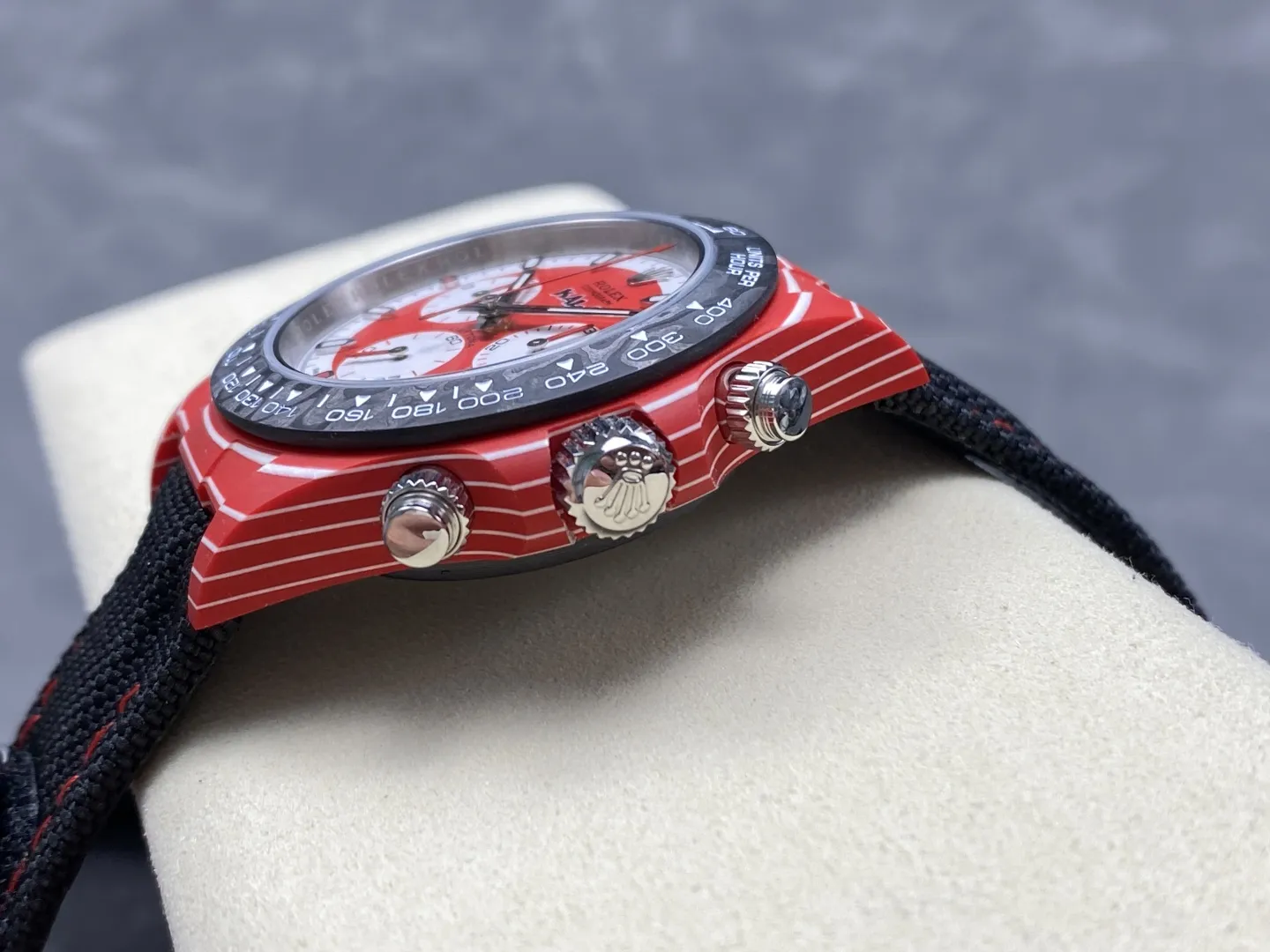 ĐỒNG HỒ ROLEX DAYTONA KAKHA KALADZE REPLICA RED CARBON NHÀ MÁY DIW 40MM (8) ĐỒNG HỒ ROLEX DAYTONA KAKHA KALADZE REPLICA RED CARBON NHÀ MÁY DIW 40MM