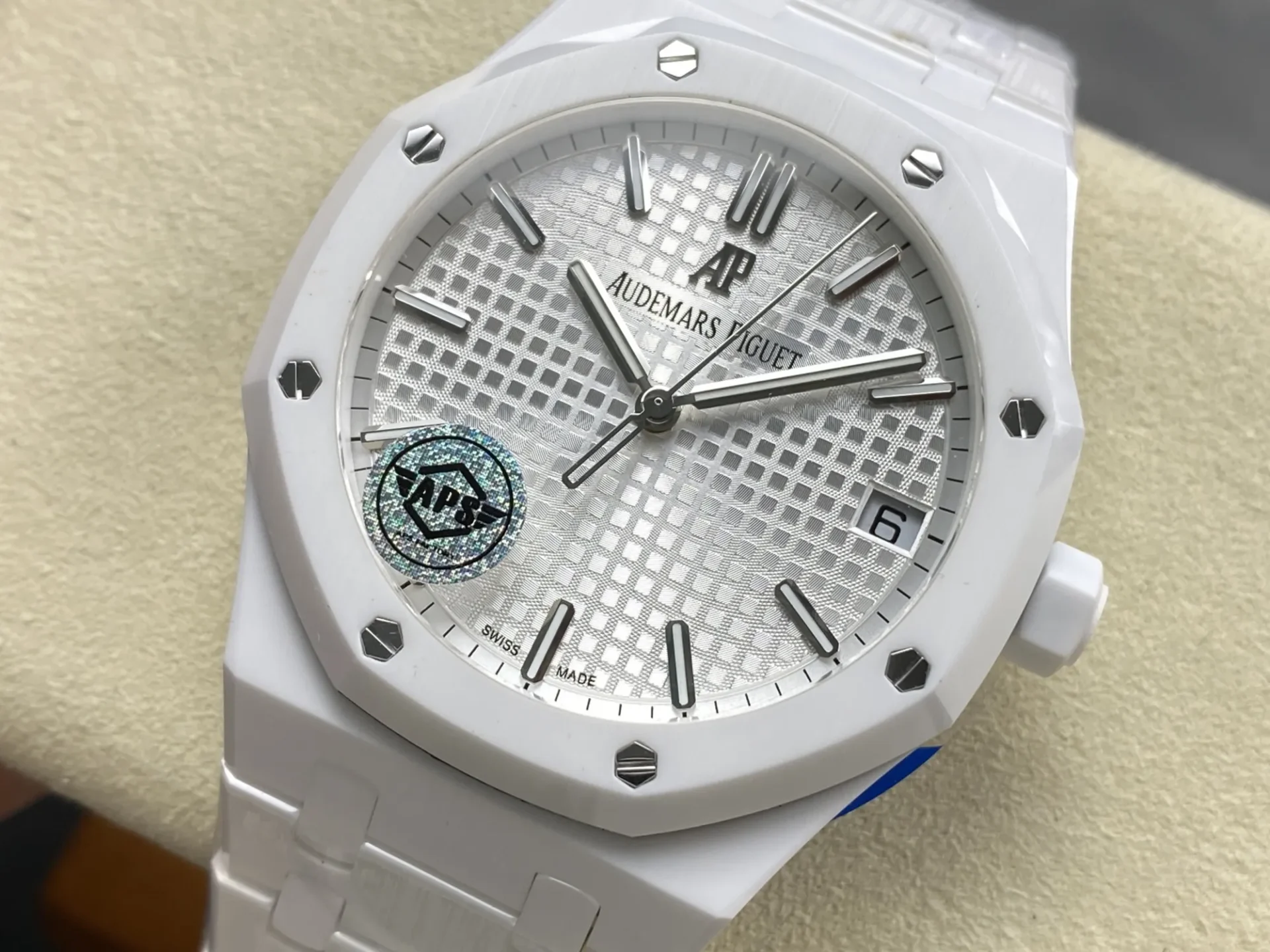 ĐỒNG HỒ AUDEMARS PIGUET ROYAL OAK 15500ST REPLICA GỐM TRẮNG NHÀ MÁY APS 41MM (6) ĐỒNG HỒ AUDEMARS PIGUET ROYAL OAK 15500ST REPLICA GỐM TRẮNG NHÀ MÁY APS 41MM (1)