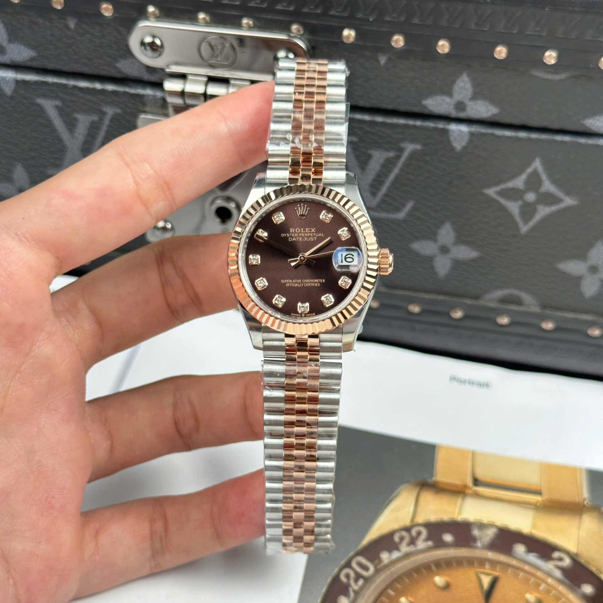 ĐỒNG HỒ ROLEX DATEJUST NỮ MẶT CHOCOLATE CỌC SỐ ĐÍNH ĐÁ NHÀ MÁY THB 31MM (1) ĐỒNG HỒ ROLEX DATEJUST NỮ MẶT CHOCOLATE CỌC SỐ ĐÍNH ĐÁ NHÀ MÁY THB 31MM (1)